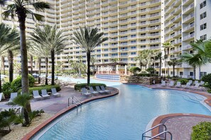 Piscine intérieure, piscine chauffée