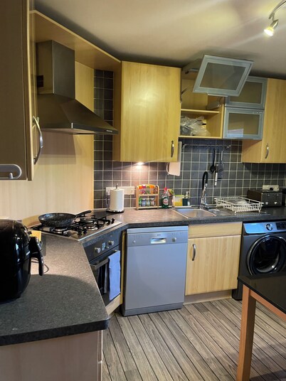 Links Boulevard View Apartment close to the beach, Codonas, Stadium and Shops