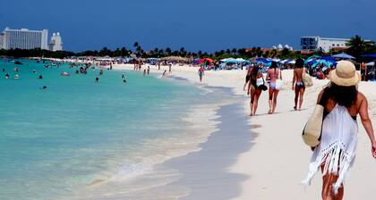 EAGLE BEACH-Luxury condo at LeVent with amazing pool and ocean views!