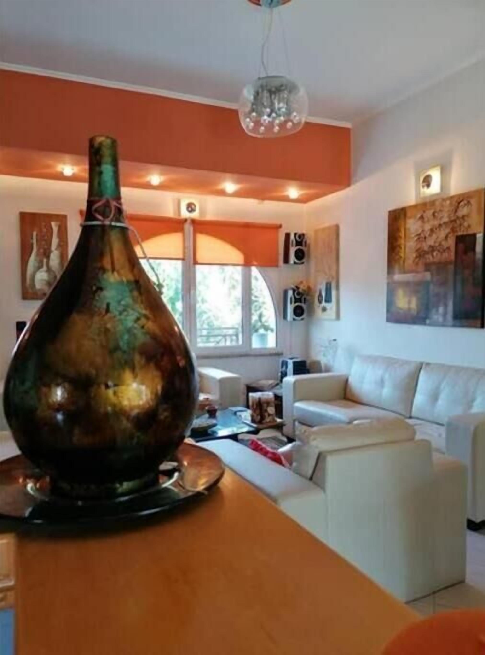TV, fireplace, stereo, offices