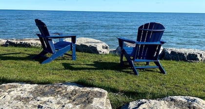 Tranquil Retreat on the shores of Lake Ontario