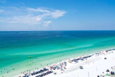 Changes in Latitudes @ Bahia | Golf & Beach Resort | Pool | Dining | Baytowne Wharf Access