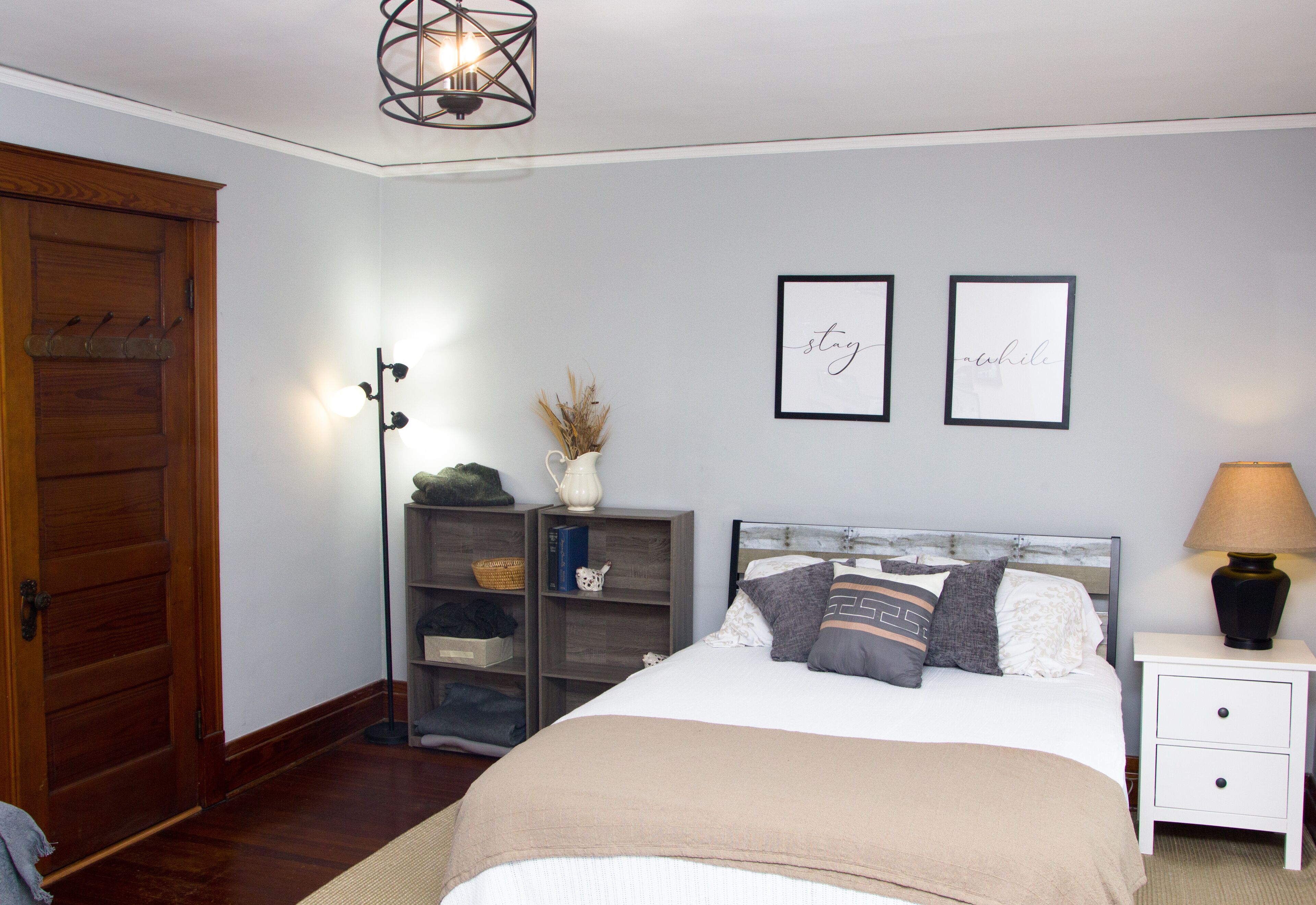 2 Schlafzimmer, Schreibtisch, Reisekinderbett, kostenloses WLAN