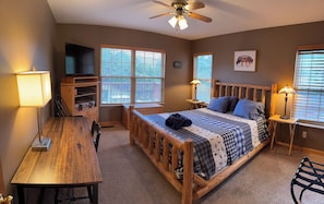 3 bedrooms, desk, iron/ironing board, travel cot