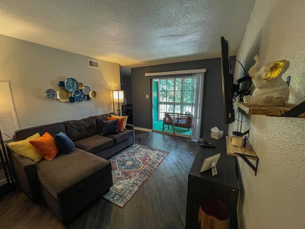 Smart TV, oficina y impresora