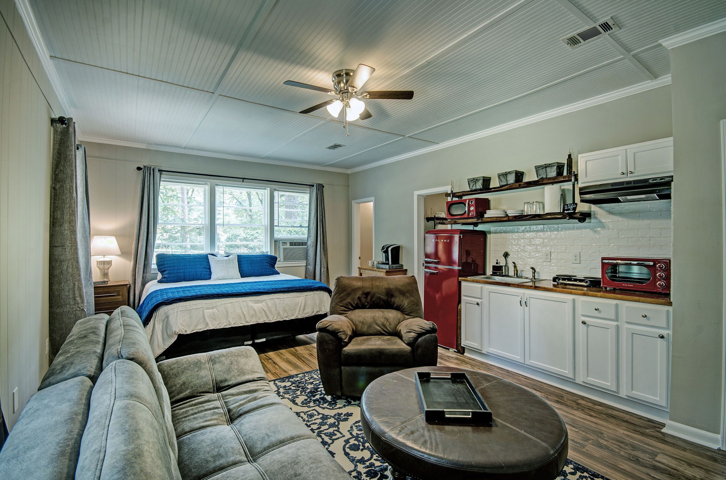 1 多间卧室、熨斗/熨衣板、免费 WiFi、床单