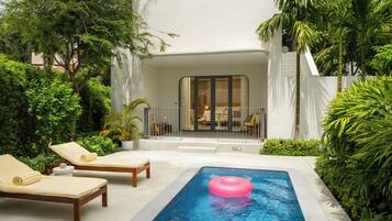 Literie hypoallergénique, couette en duvet d'oie, surmatelas, minibar