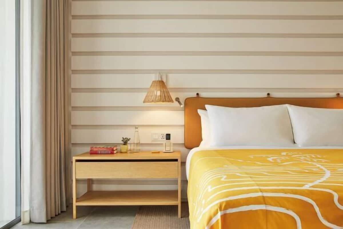 Allergitestet sengetøy, dundyner, senger med overmadrass og minibar