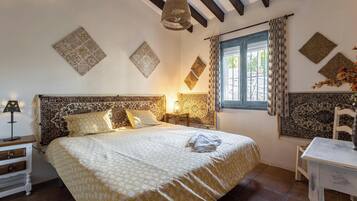 4 Schlafzimmer, Bügeleisen/Bügelbrett, kostenloses WLAN, Bettwäsche