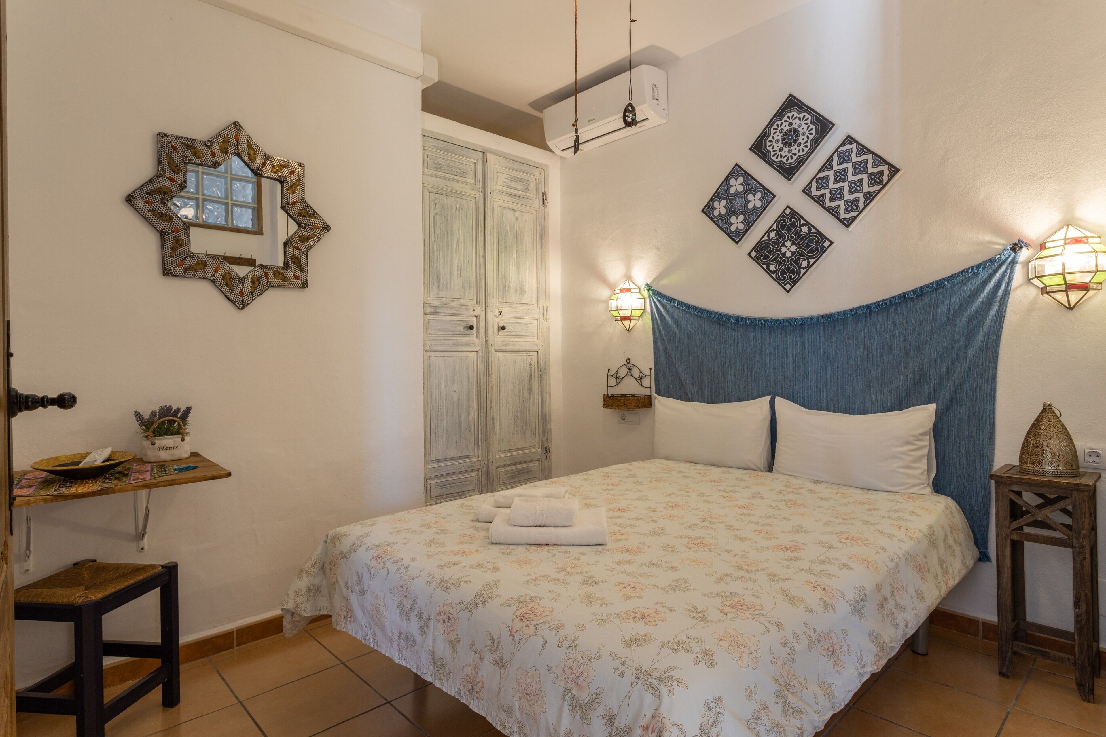 2 soverom, strykejern/-brett, wi-fi (inkludert) og sengetøy