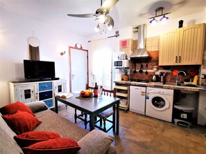 Interior - Apartment "Reina" with Pool, Hot Tub, and Terrace (Cómpeta)