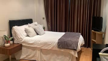 1 bedroom, WiFi, bed sheets