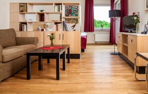 Unclassified image, 4 of 10, button