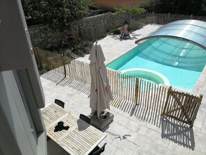 Outdoor pool - Quiet house with pool (Les Vans)