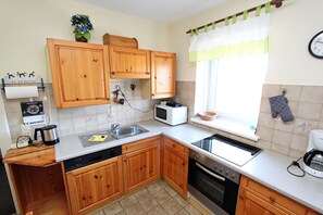 Køleskab, mikrobølgeovn, ovn, opvaskemaskine