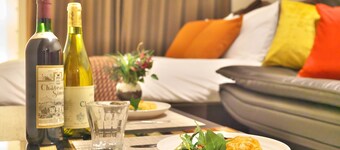 Kicon Hotels Fuchsia