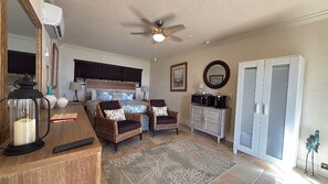 4 chambres, fer et planche à repasser, Wi-Fi gratuit, draps fournis