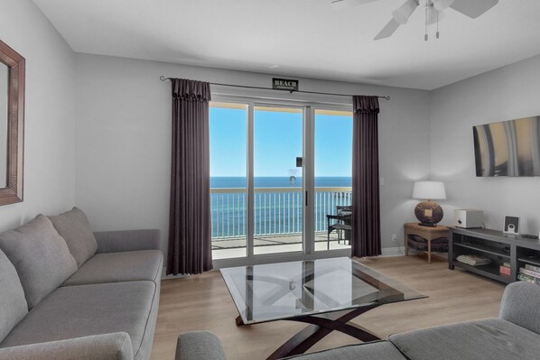 Studio (1 Bedroom) | Front of property