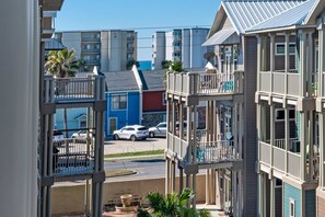 Property grounds - 6224 Thomas (Panama City Beach)