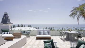 Suite, piscina privada (Plunge, Penthouse, Rooftop Access) | 1 dormitorio, ropa de cama hipoalergénica, minibar y caja fuerte