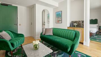 Suite, 1 Bedroom, Terrace | Hypo-allergenic bedding, minibar, in-room safe, laptop workspace