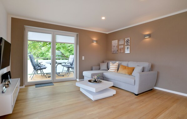 Smart TV, books, stereo - Vacation apartment I Kleine - Eifel - Time out (Hambuch)