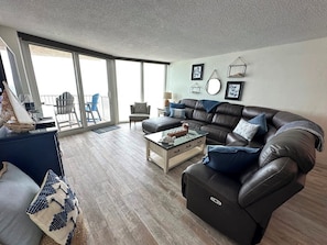 TV - 1003 Shores Club - Daytona Beach Oceanfront Vacations, Inc (Daytona Beach Shores)