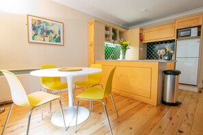 Dining - The Reek at The Harbour Mills (Westport)