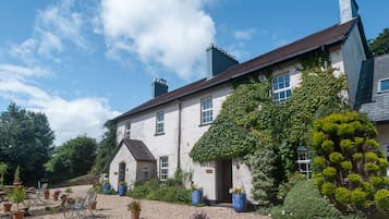 Cottage | Exterior