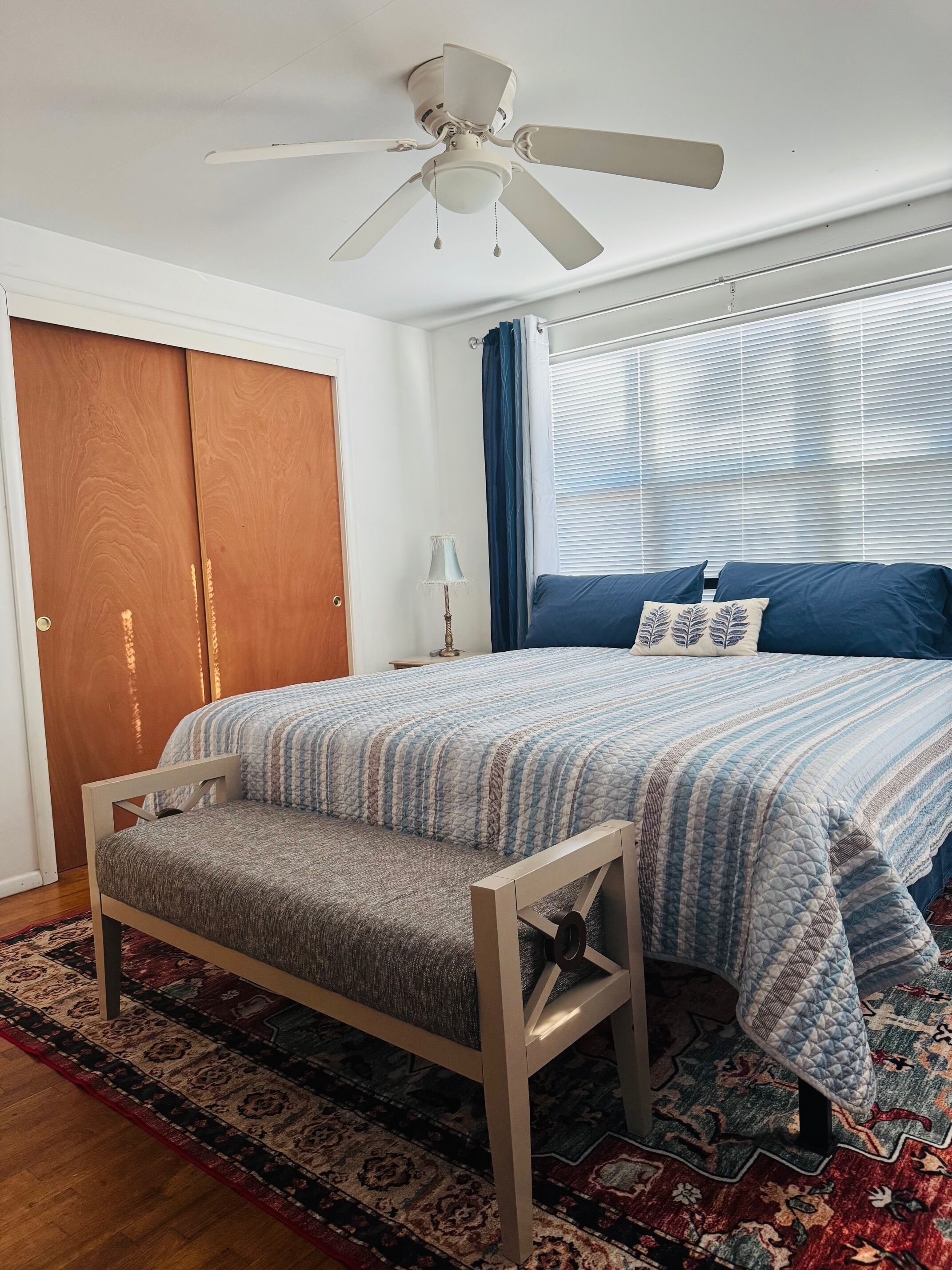 3 bedrooms, desk, iron/ironing board, free WiFi