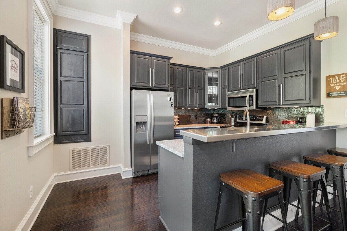 Refrigerador, microondas, horno, placa de cocina