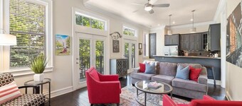 Game Day Getaway - 1 Block to Dickson-Walk to UofA