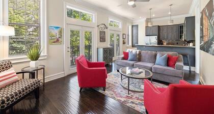 Game Day Getaway - 1 Block to Dickson-Walk to UofA