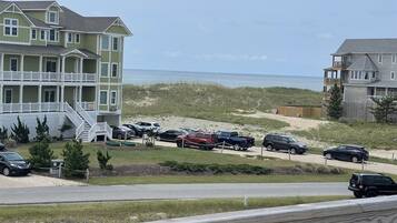 Cottage, 5 Bedrooms | Balcony