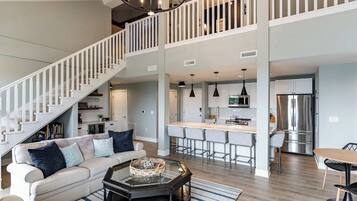 Smart TV, fireplace, offices