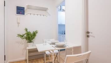 City Apartment, 1 Double Bed with Sofa bed | 1 bedroom, iron/ironing board, free WiFi