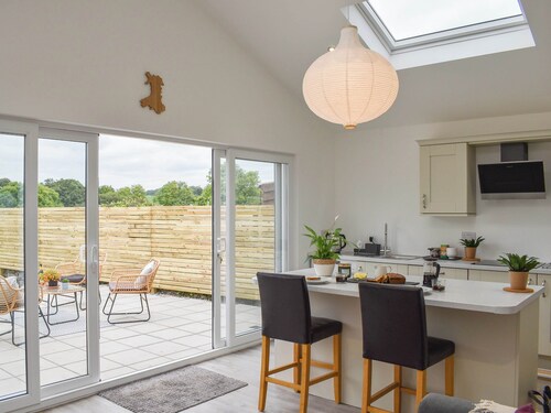 2 bedroom accommodation in Abererch