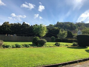 Property grounds - 3 bedroom accommodation in Llangollen (Llangollen)