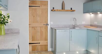 A unique cottage in a fabulous seaside village.