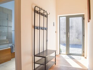 Interior - 2 bedroom accommodation in Dalton-in-Furness, near Ulverston (Dalton-in-Furness, near Ulverston)