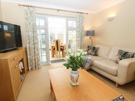 Cottage | Living area