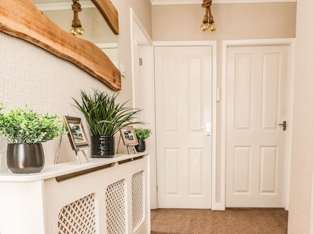 Cottage | Interior. 2 Pine Grove