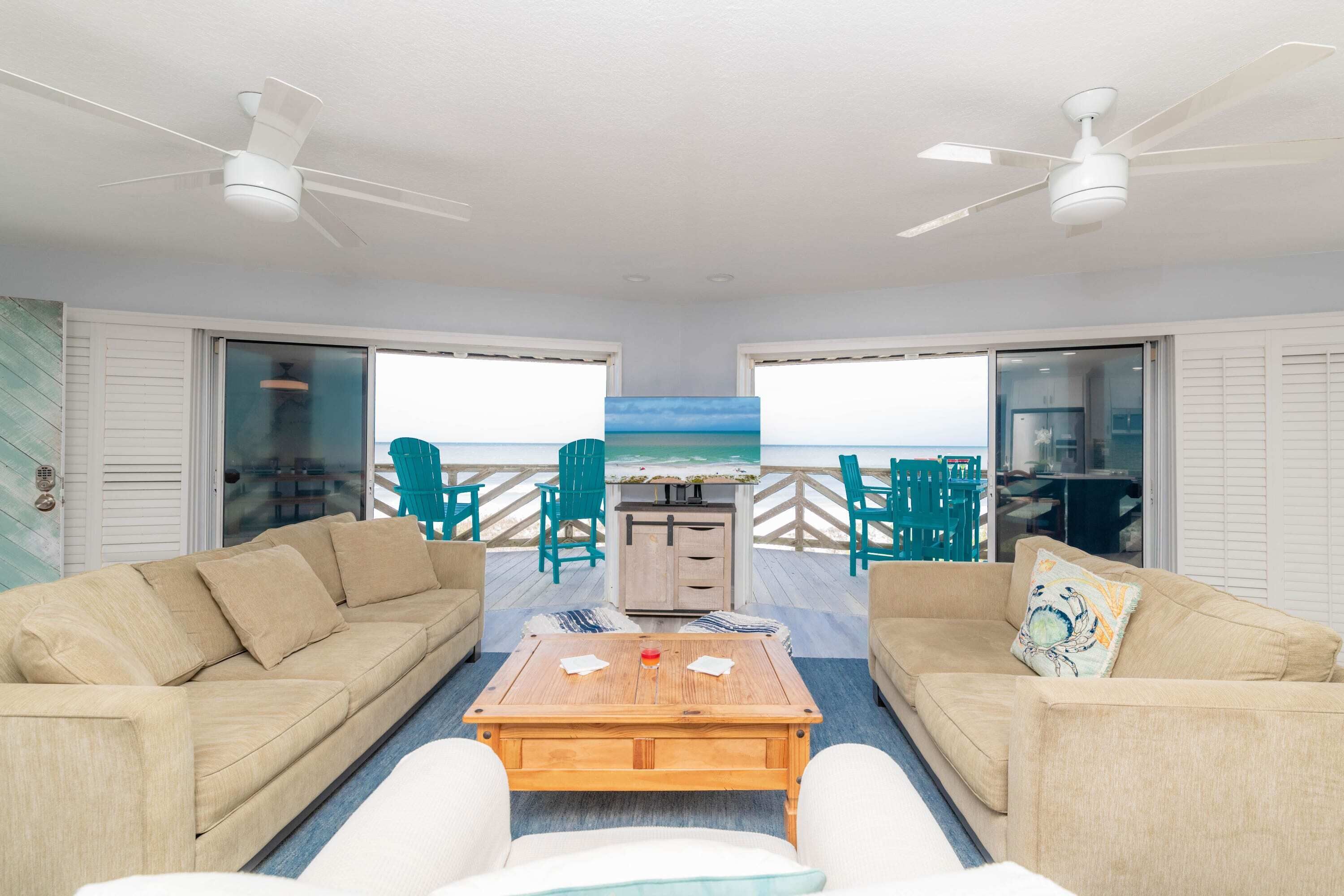 Ocean View Condo Steps from White Sand Beach!
