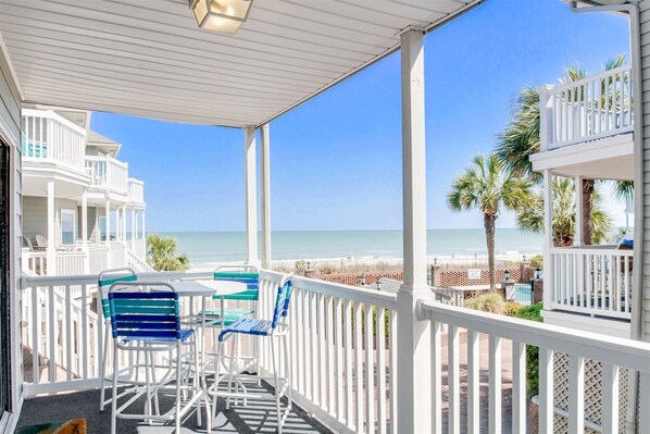 House, 3 Bedrooms, Balcony, Ocean View (14) | Exterior