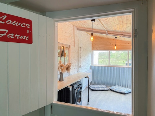 3 bedroom accommodation in Lower Farm