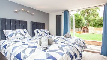 6 bedrooms, free WiFi, bed sheets