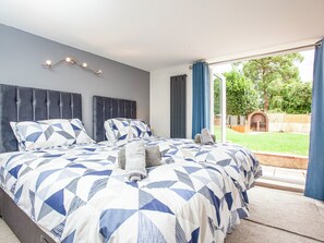 6 chambres, accĂšs au Wi-Fi (inclus), literie fournie