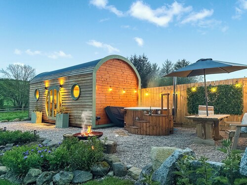 A little hidden gem - perfect romantic getaway.