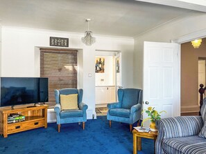 Living area - 3 bedroom accommodation in Mevagissey (Mevagissey)