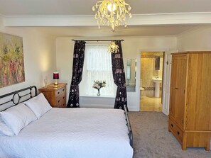 3 dormitorios, wifi gratis, ropa de cama